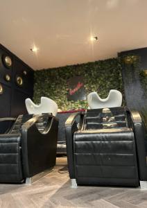 Steven Scarr Top Hair  Hairdressers in Coxhoe